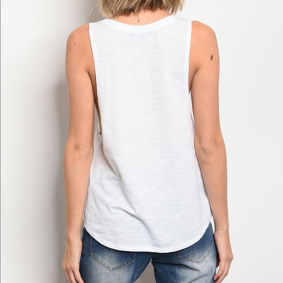 🌹CLEARANCE🌹m e r m a i d s tee - Picture 3 of 5